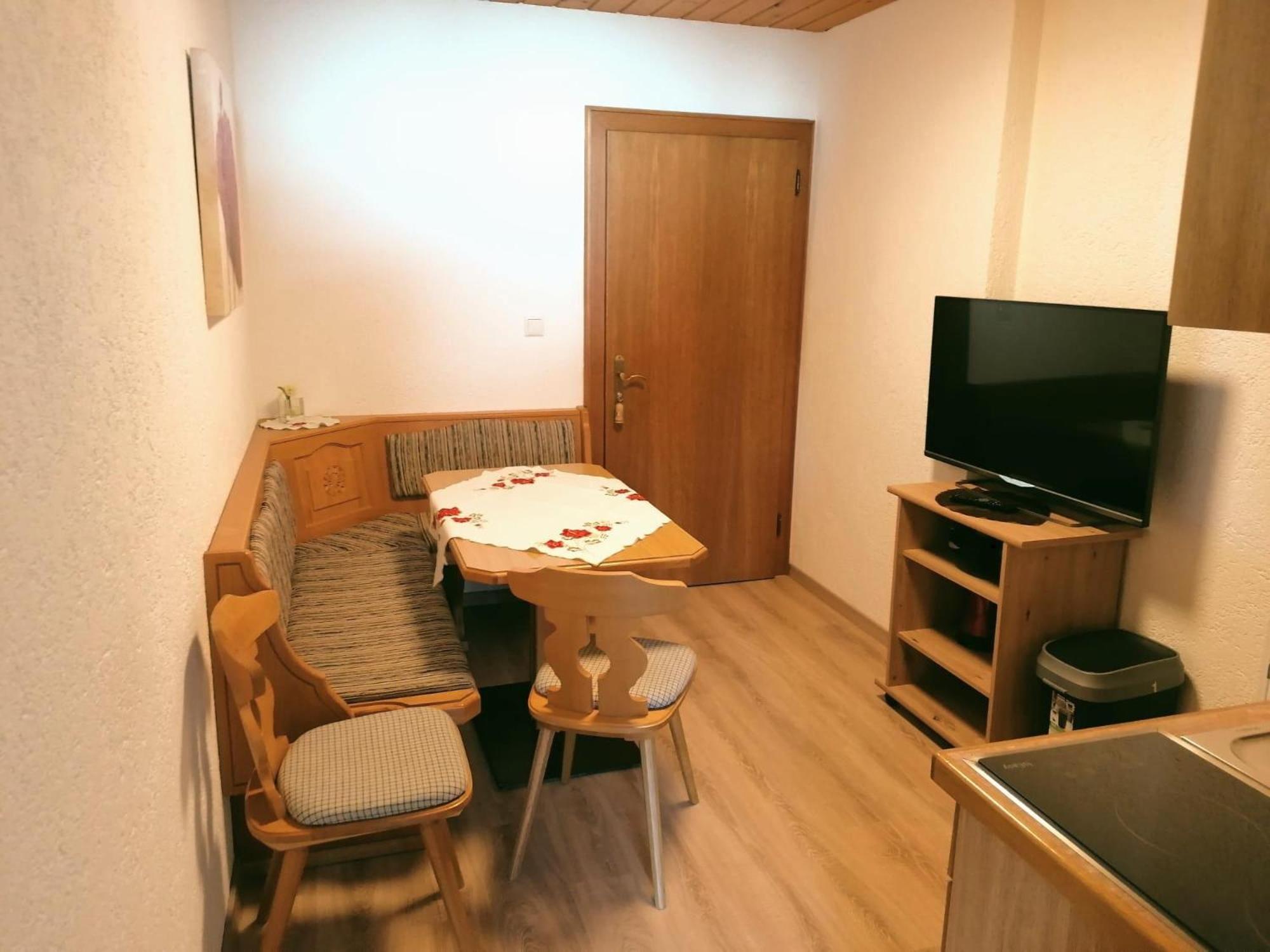 Haus Sprenger Apartman Häselgehr Szoba fotó